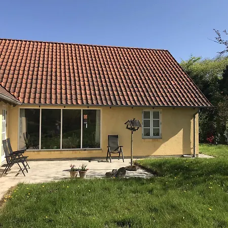 Tranum Lys Og Glas Frühstückspension Brovst